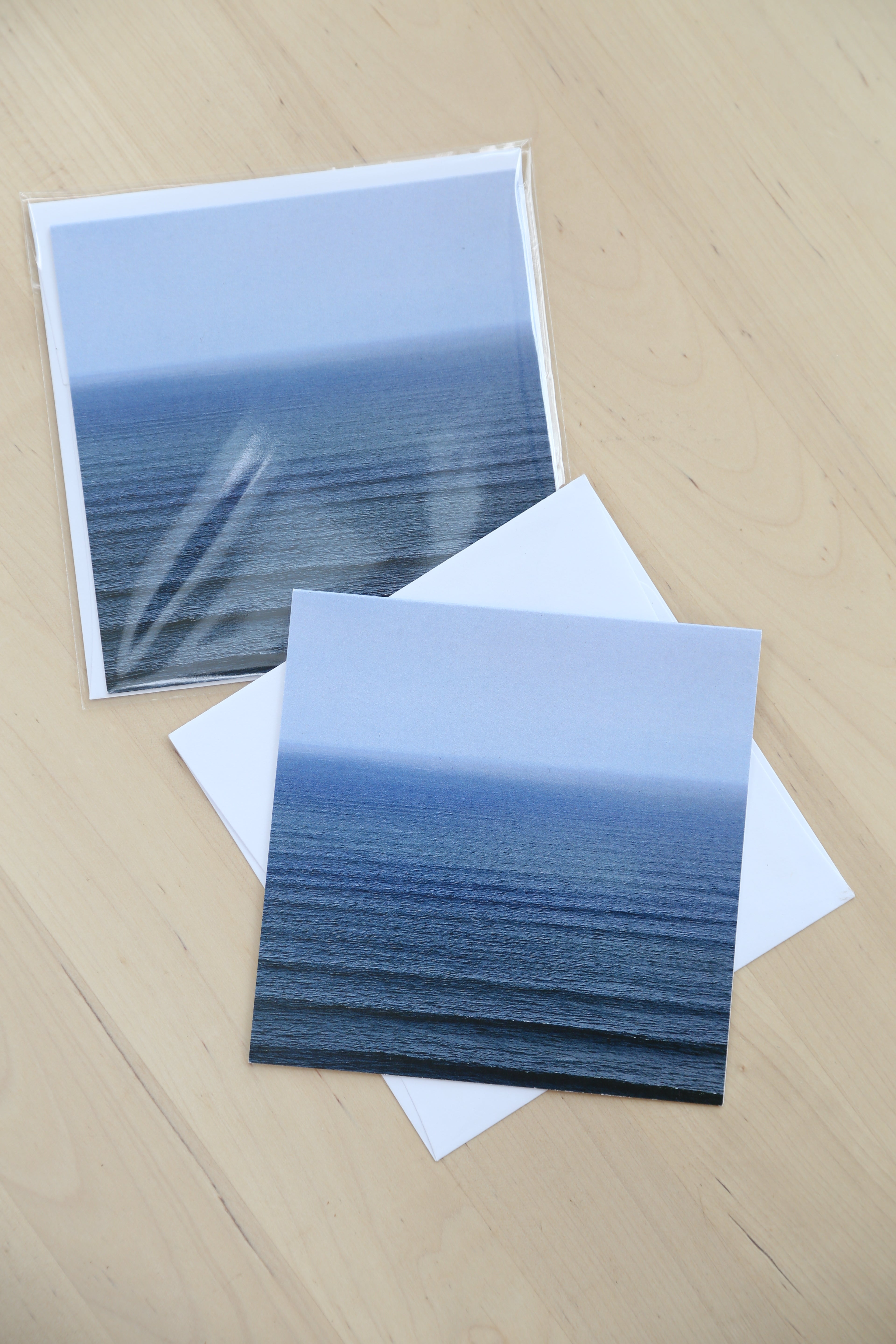 #03 Greeting Card - Horizon