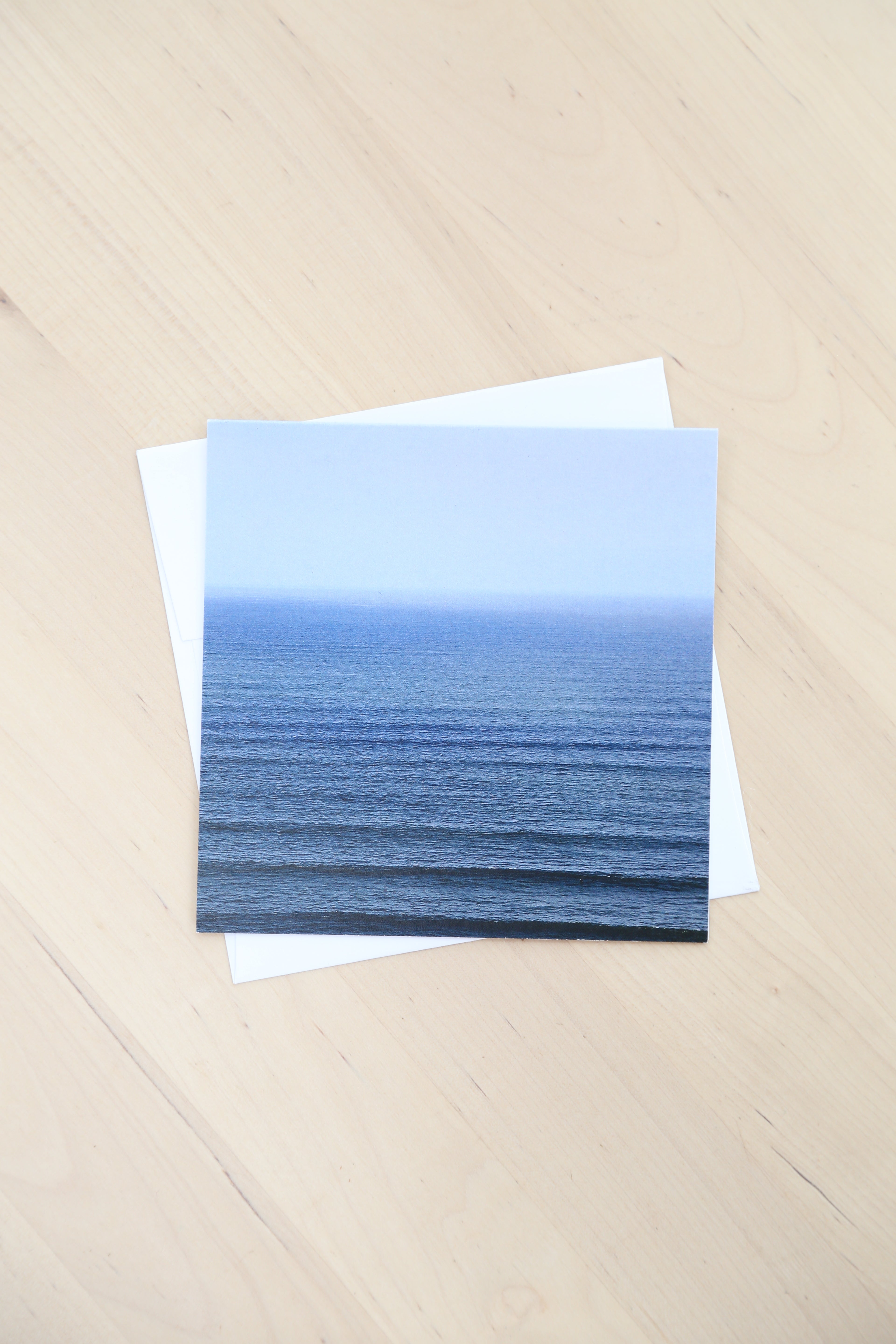#03 Greeting Card - Horizon