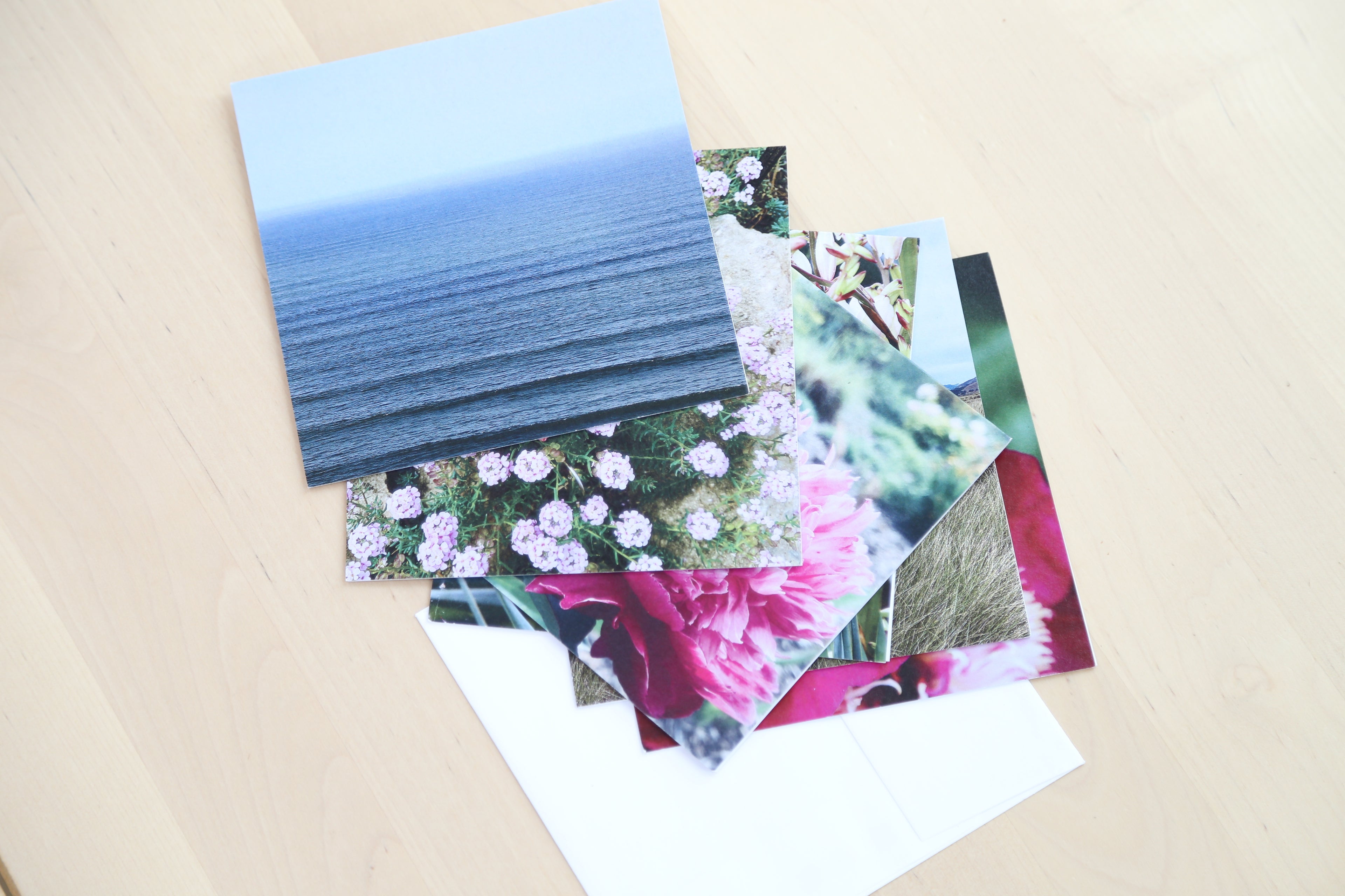 #03 Greeting Card - Horizon